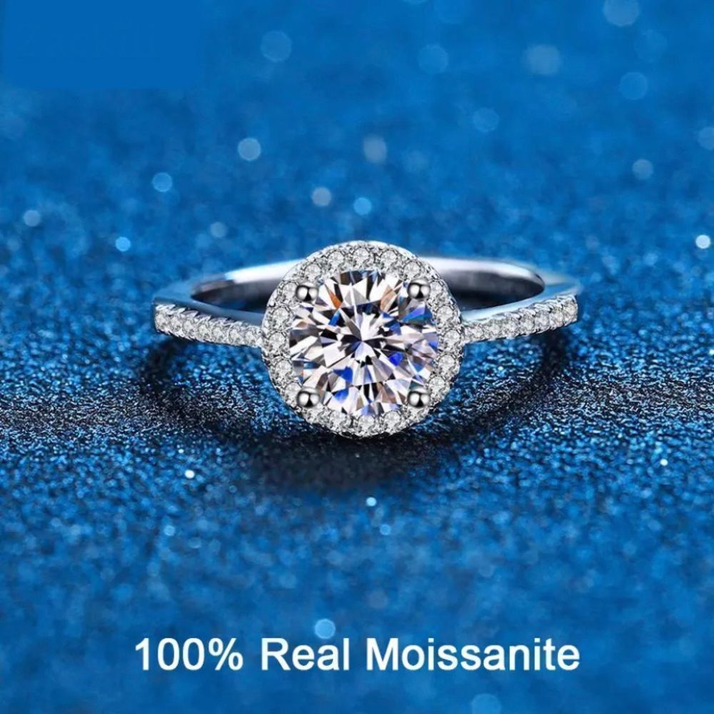 Moissanite Diamond Ring